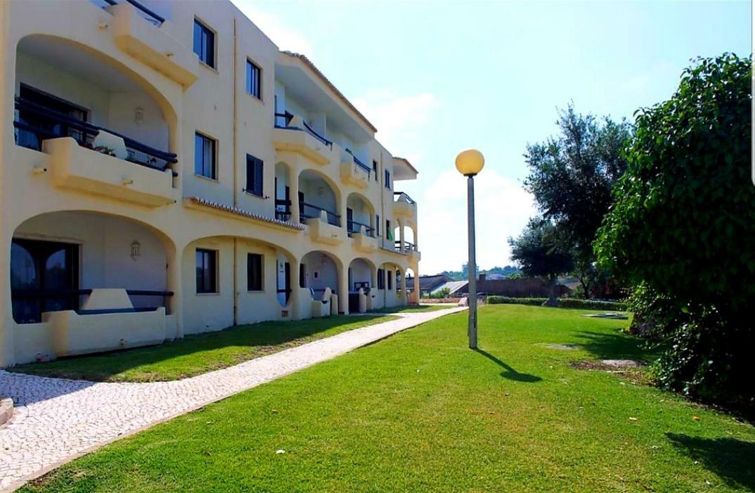 Ferienwohnung Casa Do Patio Amarelo Alvor Exterior foto